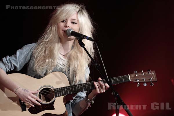 NINA NESBITT - 2012-03-10 - PARIS - La Maroquinerie - 